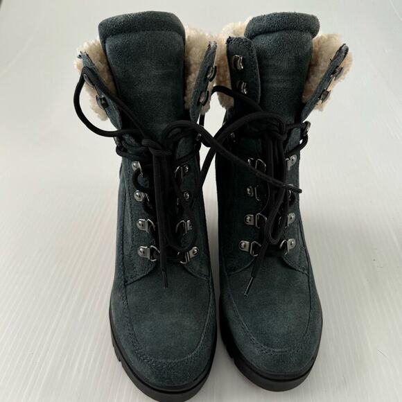 Guess Taanya lace up wedge boots blue leather upper with Sherpa upper size 8.5 - Picture 5 of 13